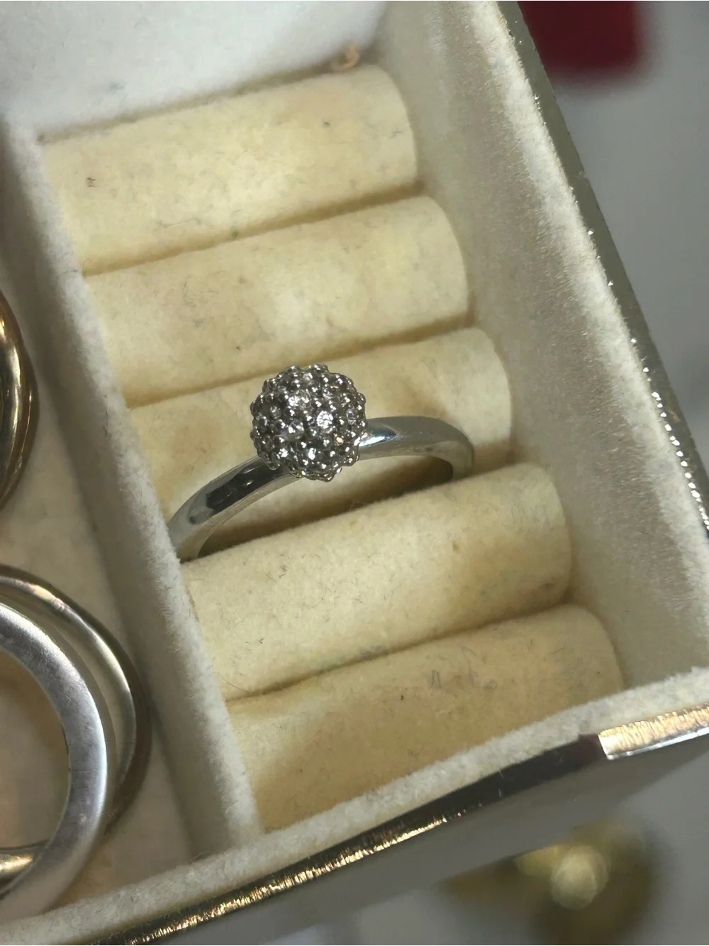 N/A sparkling pavé